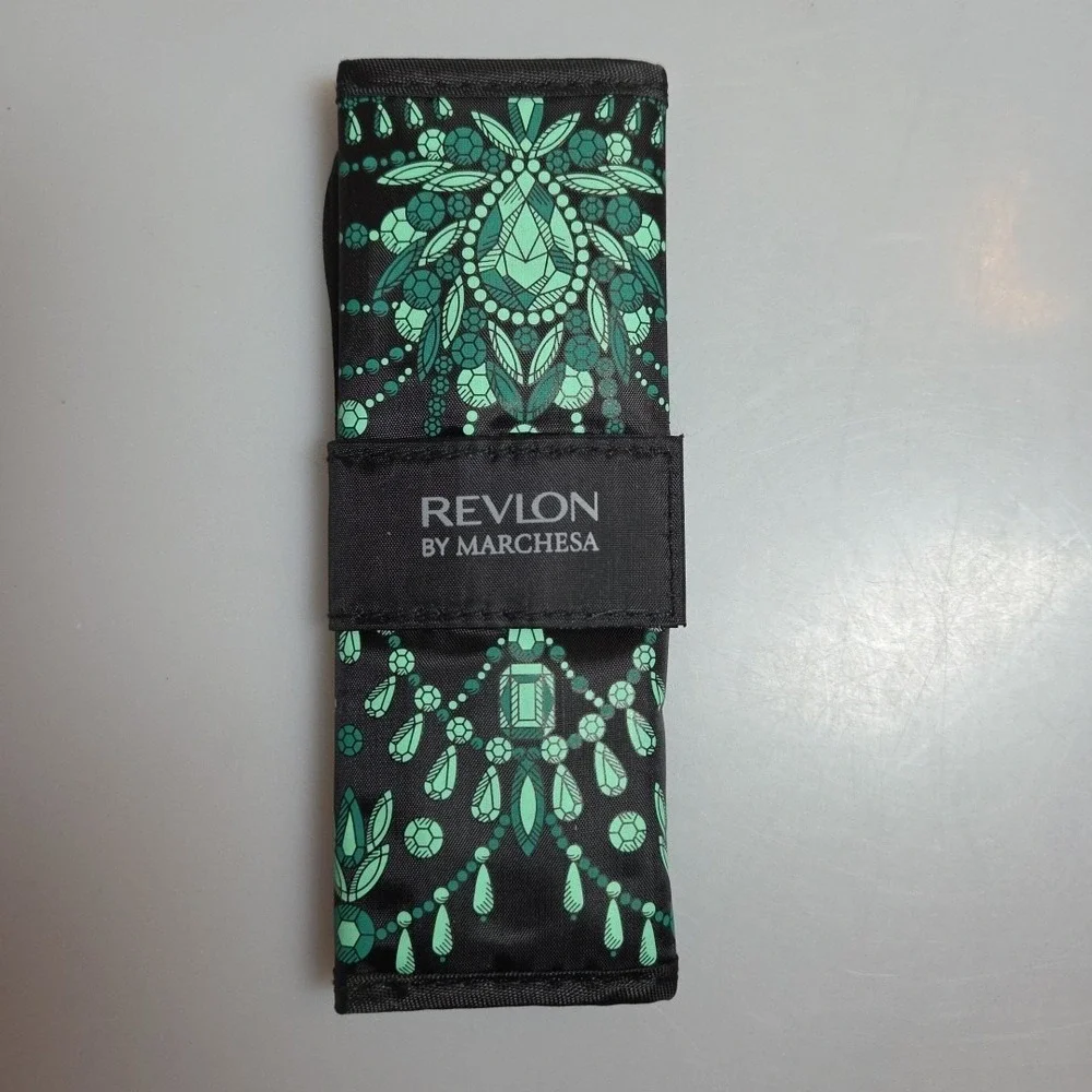 Revlon makeup brush travel case,‎ empty, new
